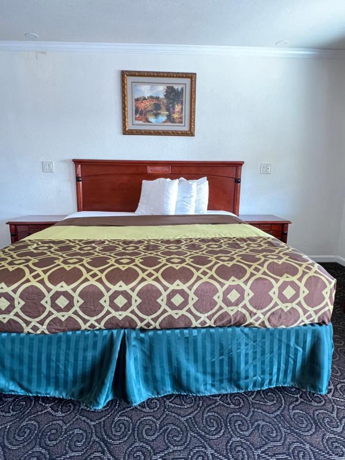 Americas Best Value Inn Hanford Exterior foto